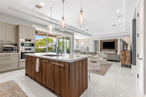Villa ou maison à vendre à Delray Beach, Floride: 5 chambres, 413.6 m2 № 2268295 - photo 11