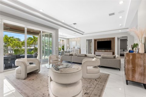 Villa ou maison à vendre à Delray Beach, Floride: 5 chambres, 413.6 m2 № 2268295 - photo 15
