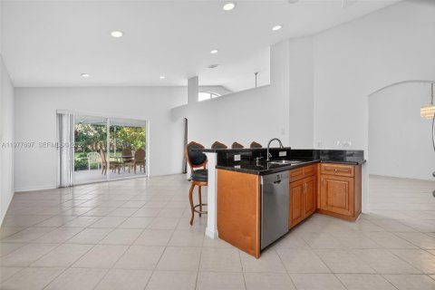 Villa ou maison à louer à Boca Raton, Floride: 3 chambres, 153.66 m2 № 2041840 - photo 3