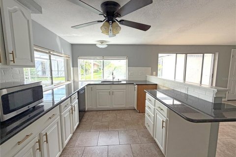 Villa ou maison à vendre à Hudson, Floride: 3 chambres, 164.53 m2 № 2231633 - photo 11