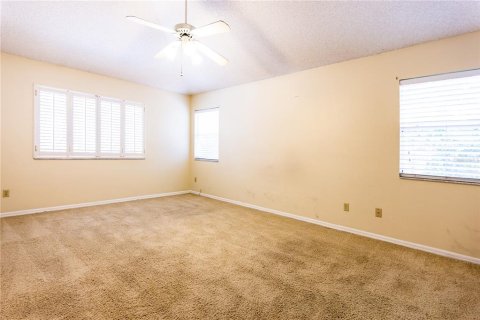 House in Lake Mary, Florida 4 bedrooms, 187.85 sq.m. № 1905191 - photo 10