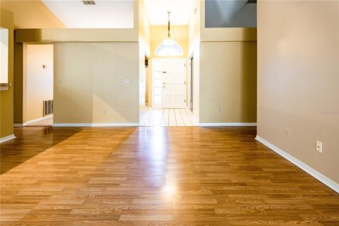 House in Lake Mary, Florida 4 bedrooms, 187.85 sq.m. № 1905191 - photo 20