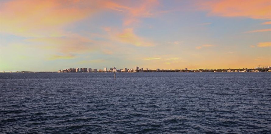 Land in Sarasota, Florida № 1591007