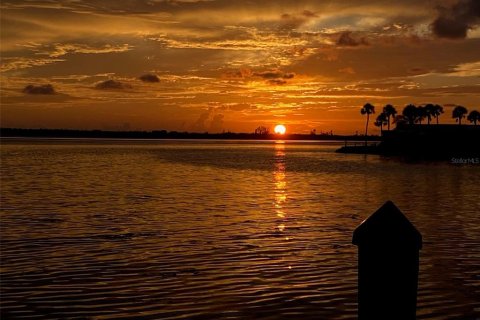 Terreno en venta en North Port, Florida № 2159441 - foto 8