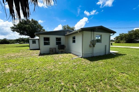 Propiedad comercial en alquiler en Punta Gorda, Florida, 93.46 m2 № 1866370 - foto 4