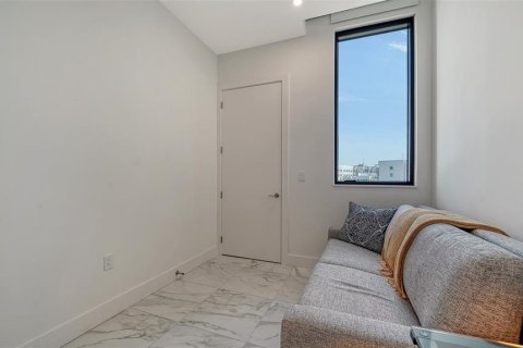 Condo in Sarasota, Florida, 2 bedrooms  № 1648540 - photo 28