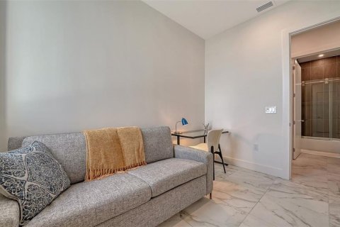 Condo in Sarasota, Florida, 2 bedrooms  № 1648540 - photo 27