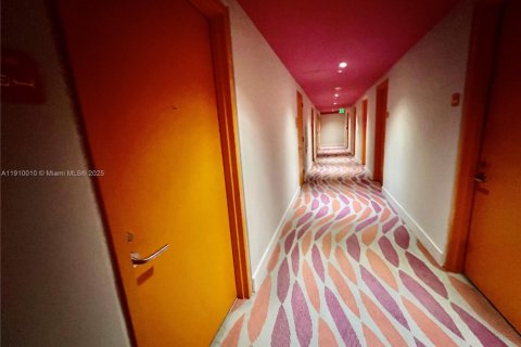 Copropriété à louer à Miami, Floride: 1 chambre, 73.39 m2 № 1965617 - photo 24