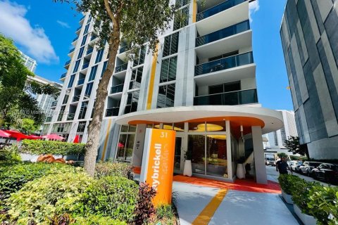 Copropriété à louer à Miami, Floride: 1 chambre, 73.39 m2 № 1965617 - photo 1