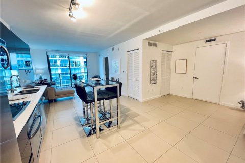 Copropriété à louer à Miami, Floride: 1 chambre, 73.39 m2 № 1965617 - photo 5