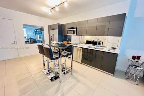 Copropriété à louer à Miami, Floride: 1 chambre, 73.39 m2 № 1965617 - photo 6