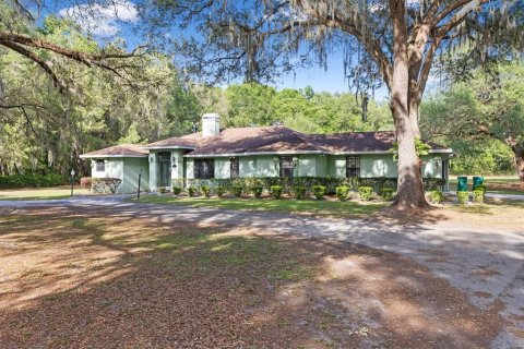 House in Wildwood, Florida 4 bedrooms, 198.16 sq.m. № 2239662 - photo 22