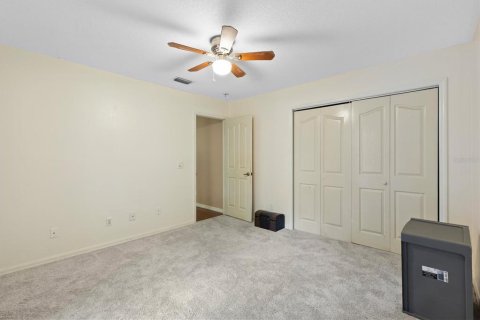 House in Wildwood, Florida 4 bedrooms, 198.16 sq.m. № 2239662 - photo 16