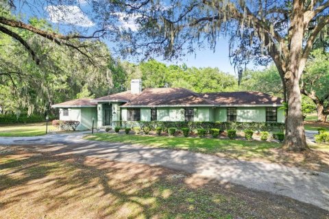 House in Wildwood, Florida 4 bedrooms, 198.16 sq.m. № 2239662 - photo 21