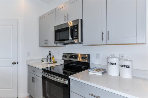 Touwnhouse à vendre à Nokomis, Floride: 3 chambres, 127.55 m2 № 1550838 - photo 16