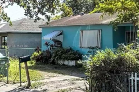 Купить виллу или дом в Майами, Флорида 2 спальни, 119.1м2, № 1997819 - фото 2