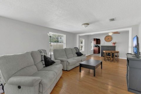 Casa en venta en Orlando, Florida, 3 dormitorios, 119.66 m2 № 1746769 - foto 7