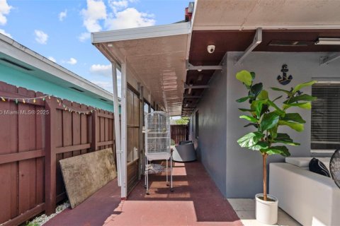 Купить виллу или дом в Майами, Флорида 3 спальни, 117.06м2, № 1942512 - фото 24