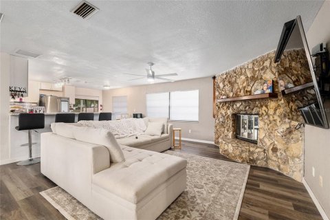 Villa ou maison à vendre à Ocala, Floride: 3 chambres, 159.79 m2 № 2143913 - photo 12