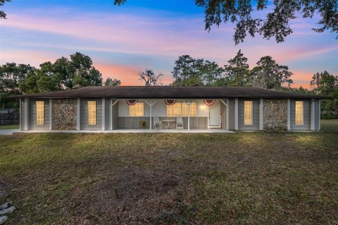 Villa ou maison à Ocala, Floride 3 chambres, 159.79 m2 № 2143913