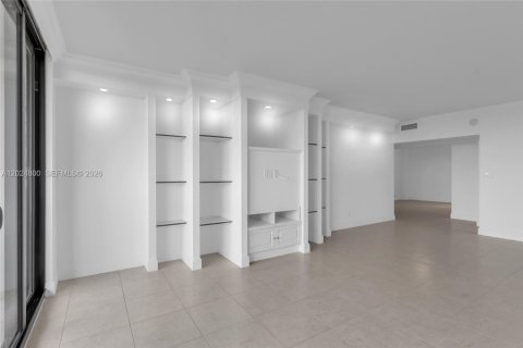Снять в аренду кондоминиум в Корал-Гейблс, Флорида 2 спальни, 140.28м2, № 2155113 - фото 16