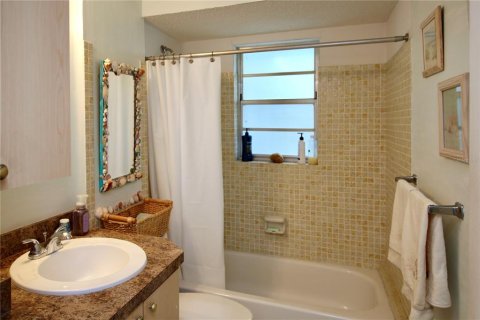 Villa ou maison à vendre à Cortez, Floride: 3 chambres, 101.64 m2 № 1806624 - photo 15