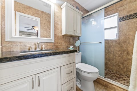 Condominio en venta en Hollywood, Florida, 2 dormitorios, 88.26 m2 № 2244167 - foto 16
