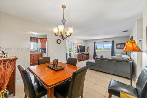 Condominio en venta en Hollywood, Florida, 2 dormitorios, 88.26 m2 № 2244167 - foto 11