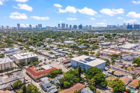Condominio en venta en Hollywood, Florida, 2 dormitorios, 88.26 m2 № 2244167 - foto 29
