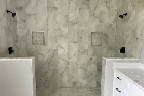 Villa ou maison à vendre à Homosassa, Floride: 4 chambres, 210.42 m2 № 2101329 - photo 11