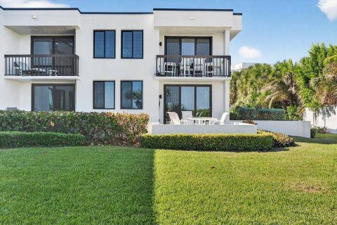 Condo in Indian River Shores, Florida, 3 bedrooms  № 2082622 - photo 2