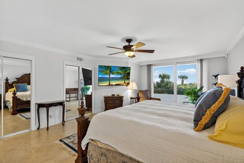 Condo in Indian River Shores, Florida, 3 bedrooms  № 2082622 - photo 27