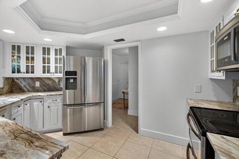 Condo in Indian River Shores, Florida, 3 bedrooms  № 2082622 - photo 16