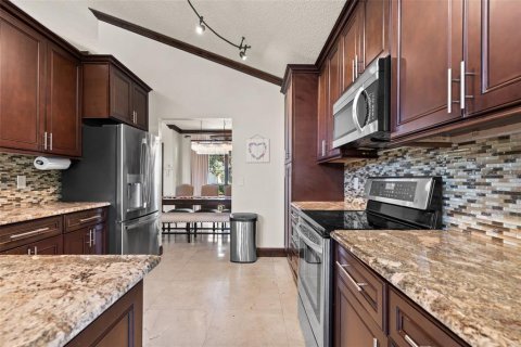 Villa ou maison à louer à Bradenton, Floride: 4 chambres, 193.24 m2 № 2425358 - photo 28