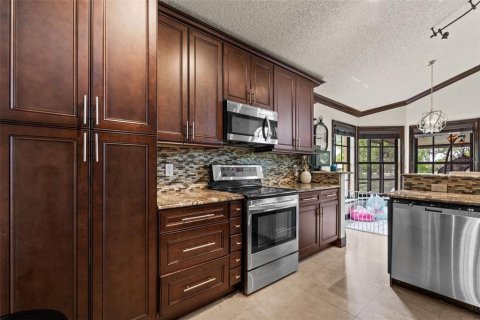 Villa ou maison à louer à Bradenton, Floride: 4 chambres, 193.24 m2 № 2425358 - photo 25