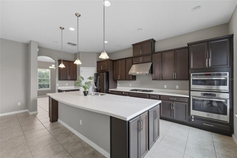 Casa en venta en Orlando, Florida, 4 dormitorios, 304.91 m2 № 1901886 - foto 12