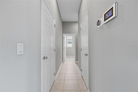 Casa en venta en Orlando, Florida, 4 dormitorios, 304.91 m2 № 1901886 - foto 26