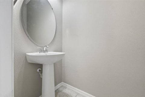 Casa en venta en Orlando, Florida, 4 dormitorios, 304.91 m2 № 1901886 - foto 27