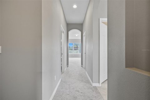 Casa en venta en Orlando, Florida, 4 dormitorios, 304.91 m2 № 1901886 - foto 17