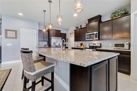 Casa en venta en Valrico, Florida, 5 dormitorios, 376.63 m2 № 1886456 - foto 6