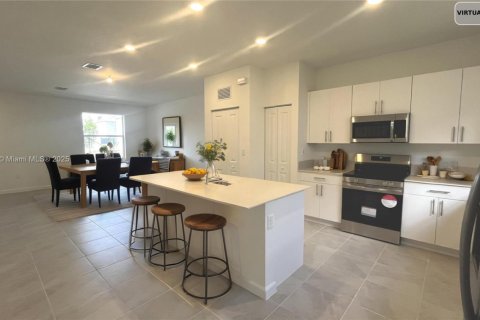 Casa en alquiler en Florida City, Florida, 3 dormitorios, 127.83 m2 № 1877651 - foto 4