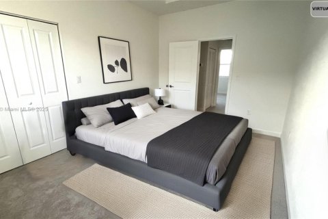 Casa en alquiler en Florida City, Florida, 3 dormitorios, 127.83 m2 № 1877651 - foto 17