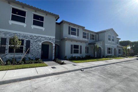 Casa en alquiler en Florida City, Florida, 3 dormitorios, 127.83 m2 № 1877651 - foto 21