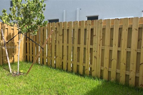 Casa en alquiler en Florida City, Florida, 3 dormitorios, 127.83 m2 № 1877651 - foto 20