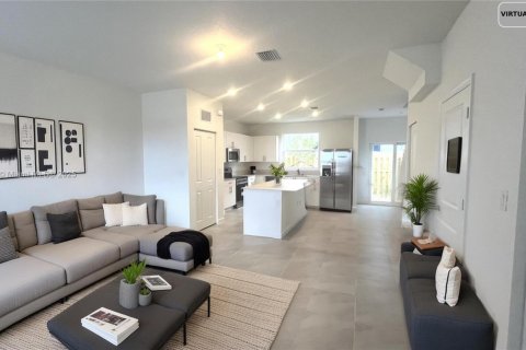Casa en alquiler en Florida City, Florida, 3 dormitorios, 127.83 m2 № 1877651 - foto 2