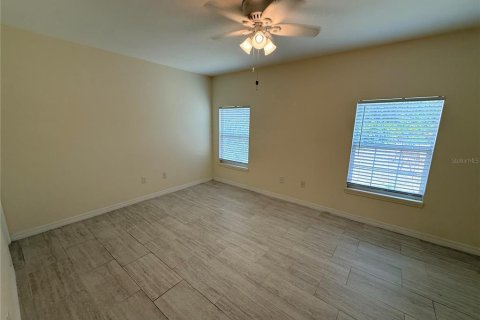 Villa ou maison à louer à Englewood, Floride: 2 chambres, 90.3 m2 № 2224765 - photo 7