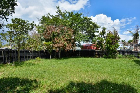 Villa ou maison à vendre à Port St. Lucie, Floride: 3 chambres, 120.22 m2 № 2254360 - photo 6