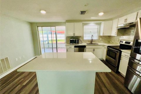 Casa en alquiler en Dunedin, Florida, 2 dormitorios, 103.86 m2 № 1843481 - foto 12