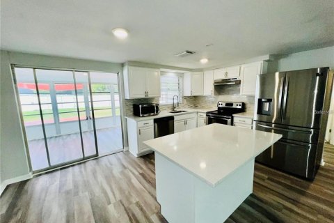 Villa ou maison à louer à Dunedin, Floride: 2 chambres, 103.86 m2 № 1843481 - photo 14