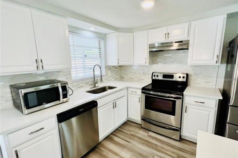 Casa en alquiler en Dunedin, Florida, 2 dormitorios, 103.86 m2 № 1843481 - foto 11